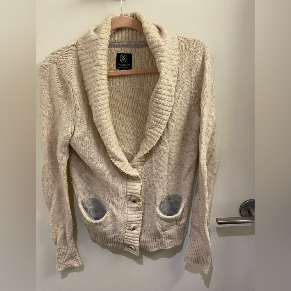 American eagle cream cardigan